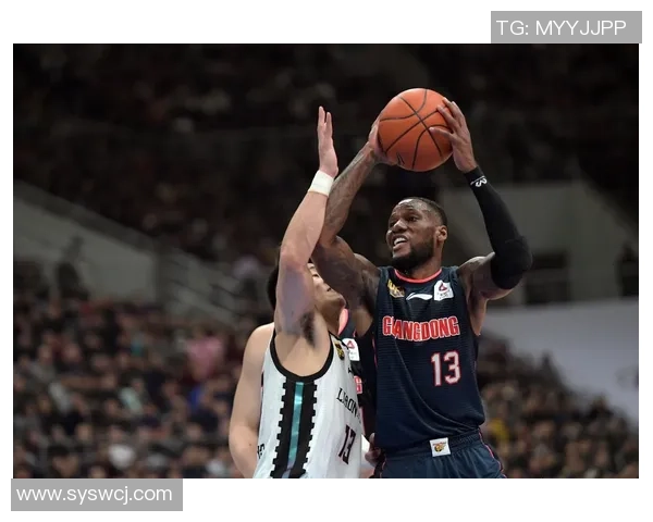 东莞银行篮球队迎战辽宁队力争主场胜利展现球队实力与斗志 东莞银行篮球队迎战辽宁队力争主场胜利展现球队实力与斗志